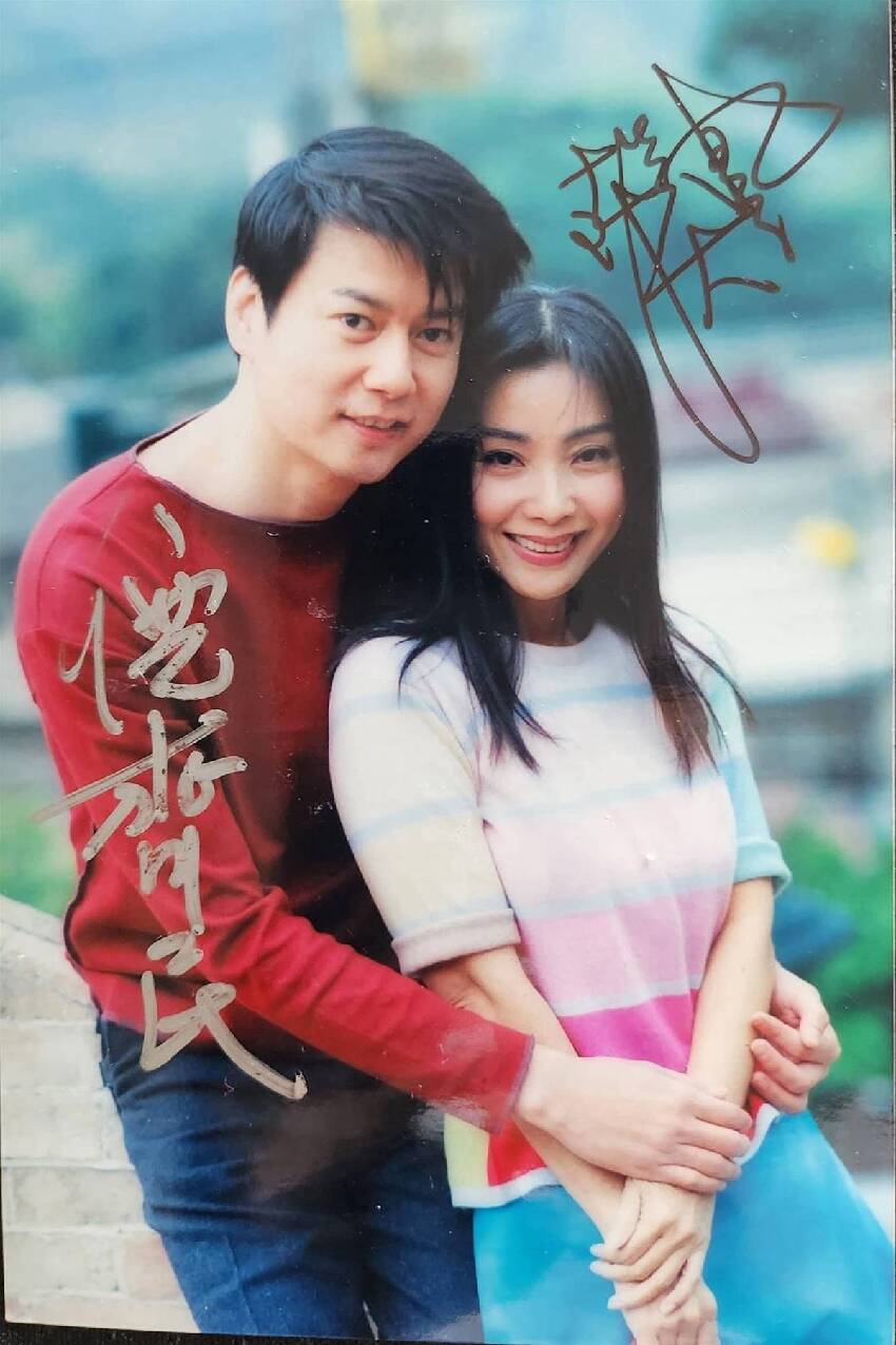 曬23年前舊照！陳美鳳45歲「被倪齊民摟腰環抱」甜蜜燦笑　網掀回憶殺「必看八點檔神劇」