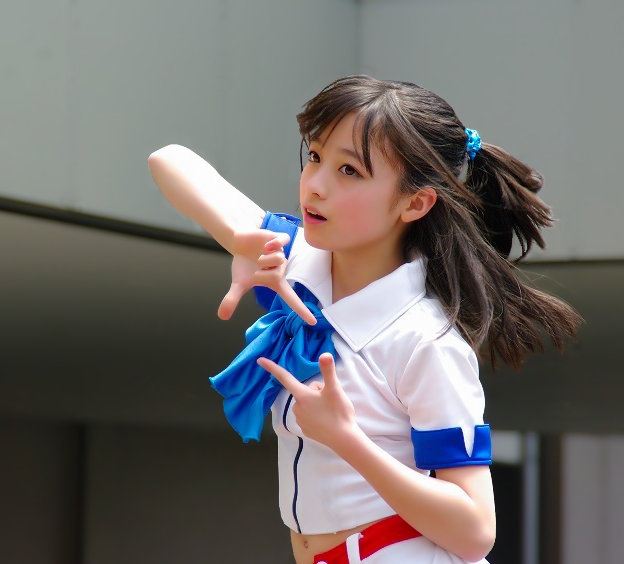 又是一個千年一遇！日本出現「橋本環奈接班人」美到爆紅　8歲「美少女舞姿被讚翻」近況更蛻變❤️