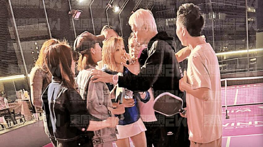 45歲姚子羚夜蒲結識富商，打球喝酒一拍即合，與徐少強兒子沒發展