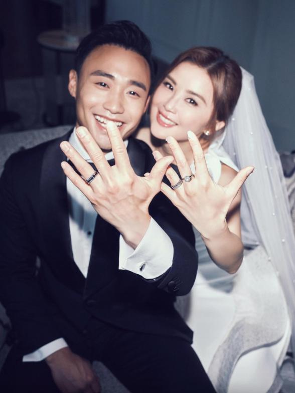 阿Sa老公婚後現身回應，稱要努力賺錢養家，女方已雪卵被親友催生