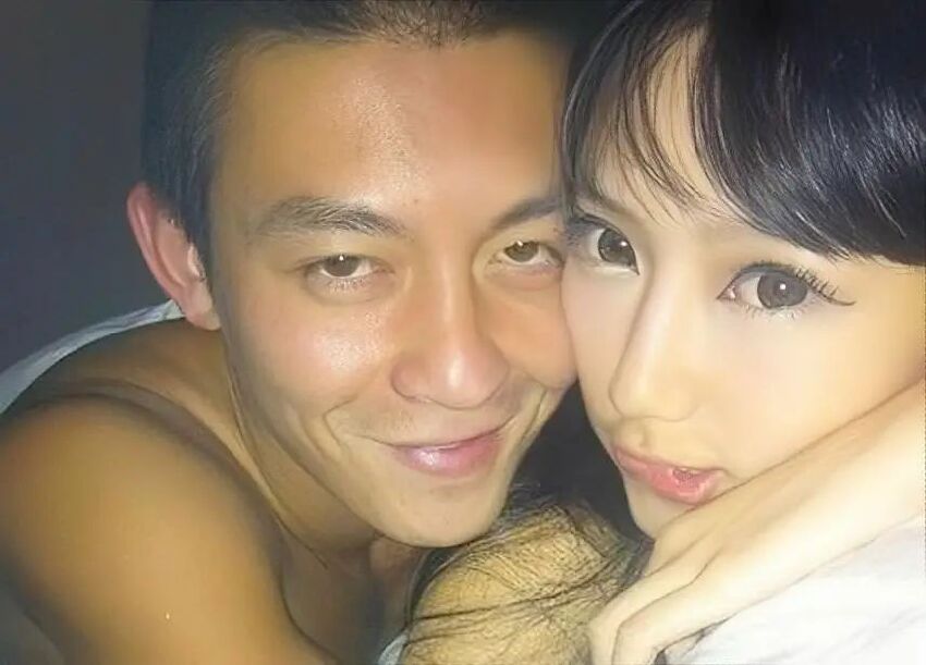 她是知名事件主角的舊愛之一：以往清純可愛的她、似乎整容整上癮，又變了另一個樣